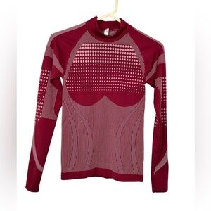 Kimberly C Color Block Seamless Athletic Top Sz S Red